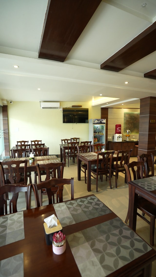 Dine at Hotel Thakali Inn